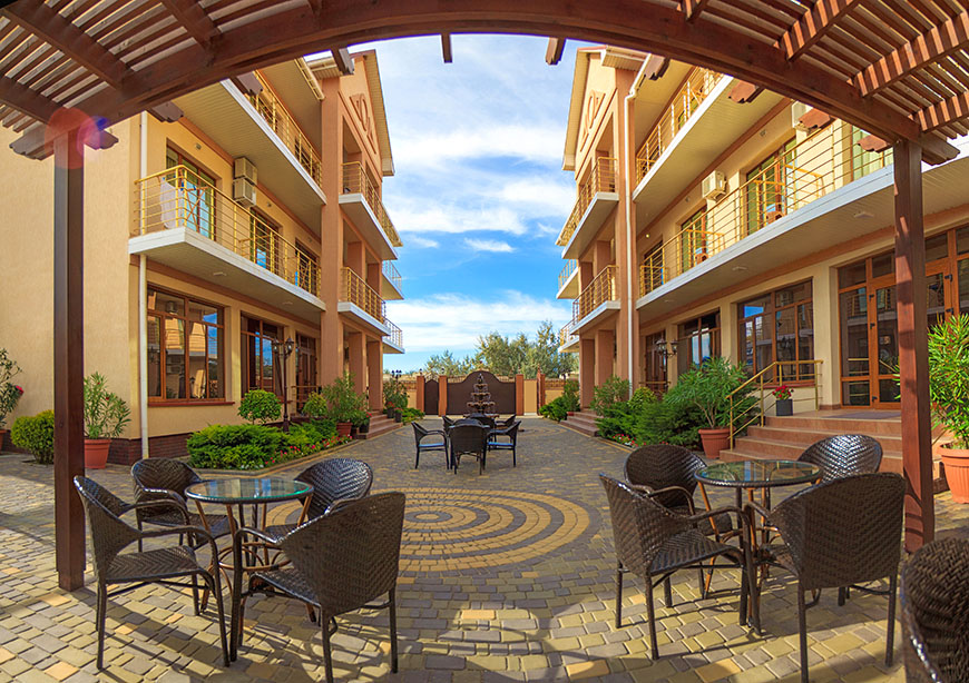 Лучший отель в Прибрежном для отдыха в Саках и Евпатории.  