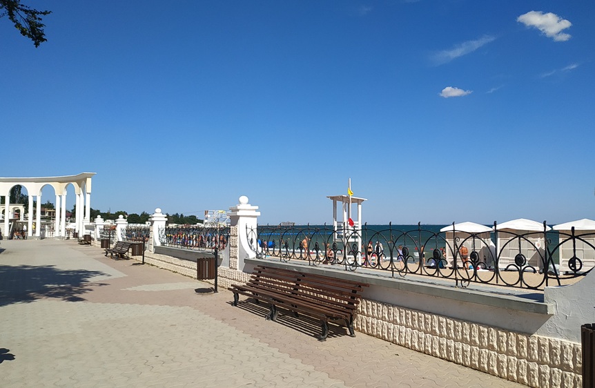 Отдых на море в Крыму, в Евпатории.